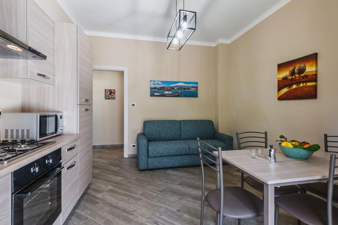 Lemon Tree Apartments By Wonderful Italy Giardini Naxos Exterior foto